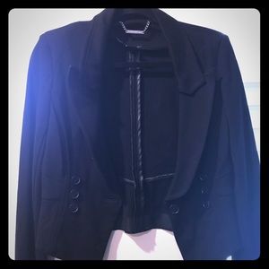 Black House White Market